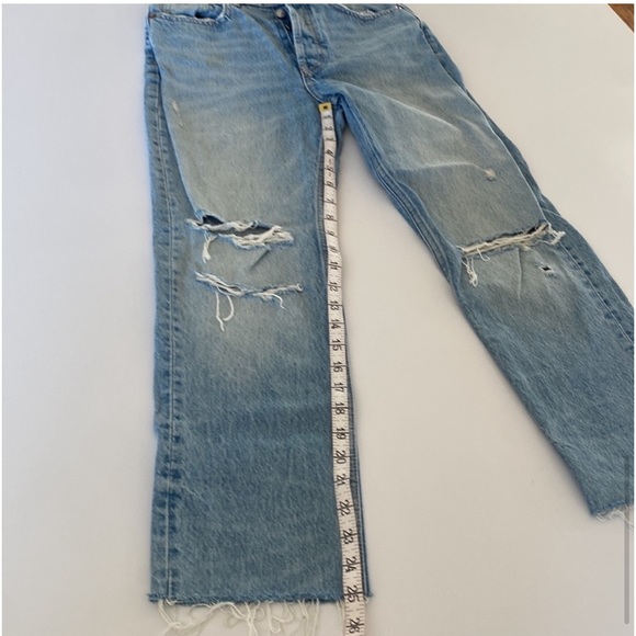 Zara Women’s High Waisted Destructive Jeans - Picture 10 of 13